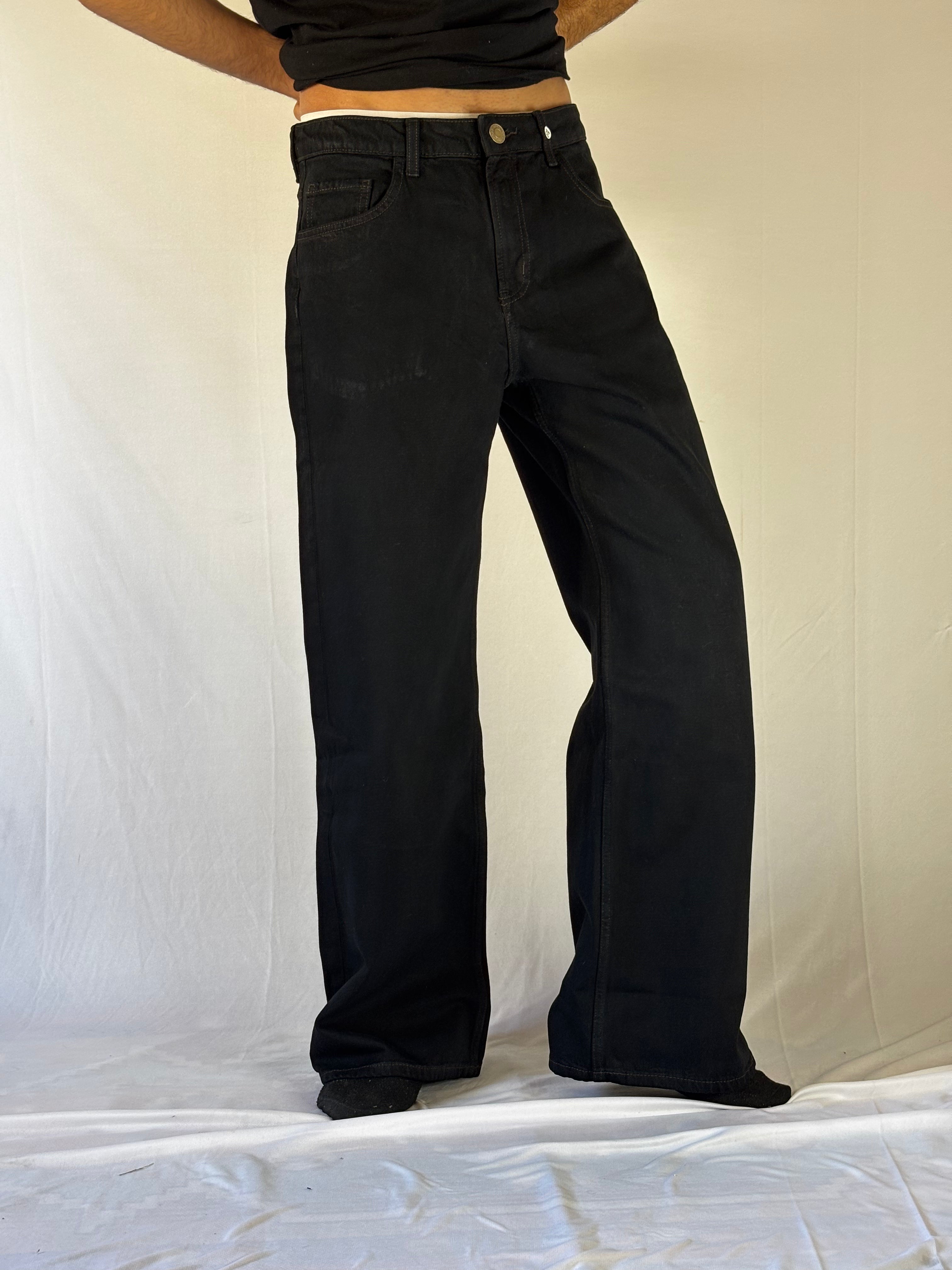 Core Black Straight-Wide Denim