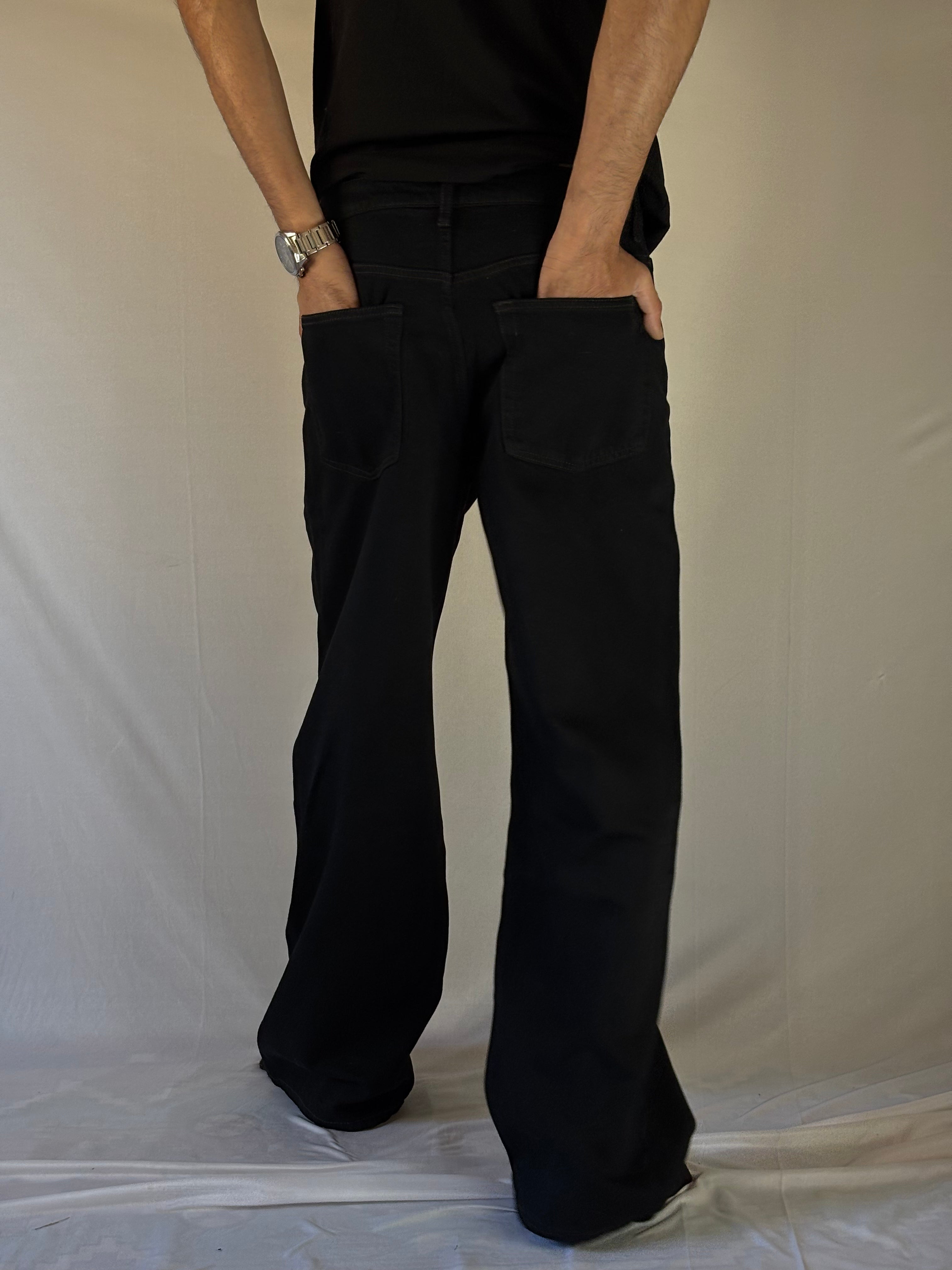 Core Black Straight-Wide Denim