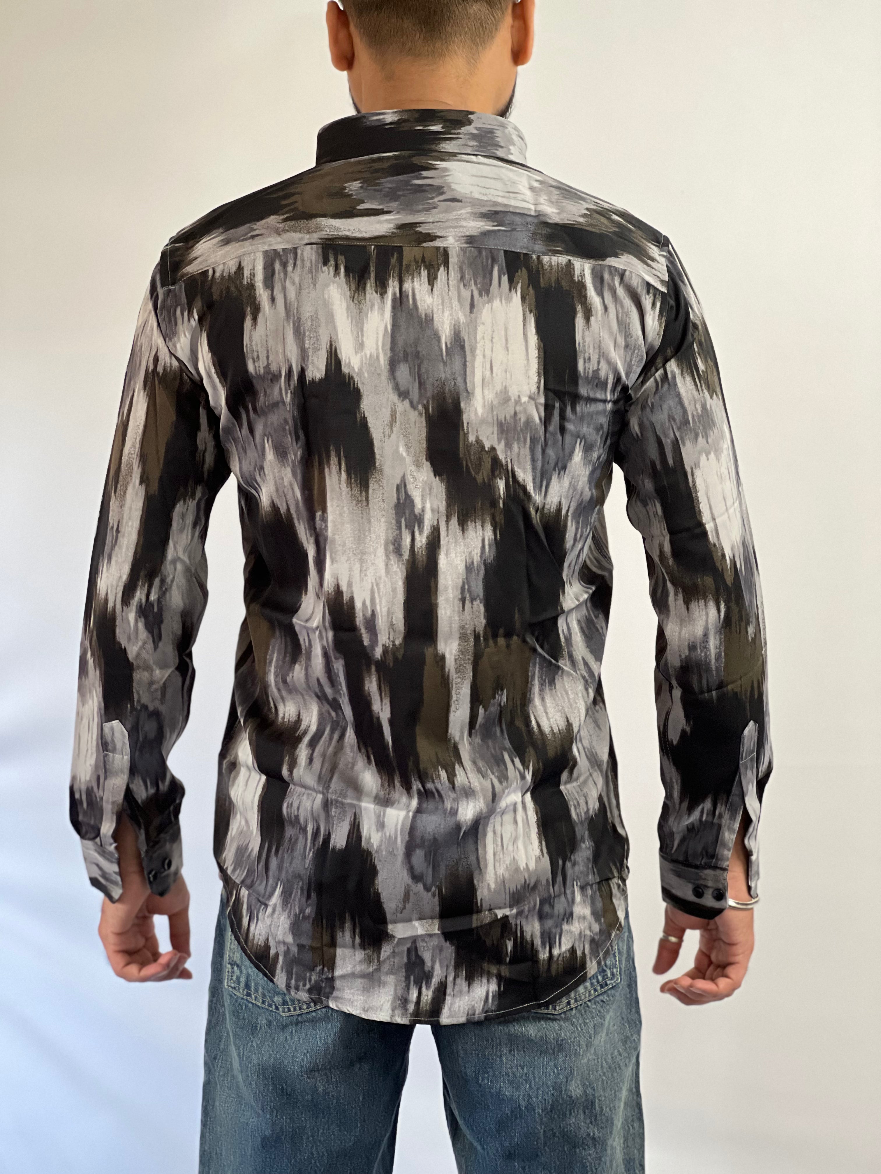 Graphite Flow Shirt