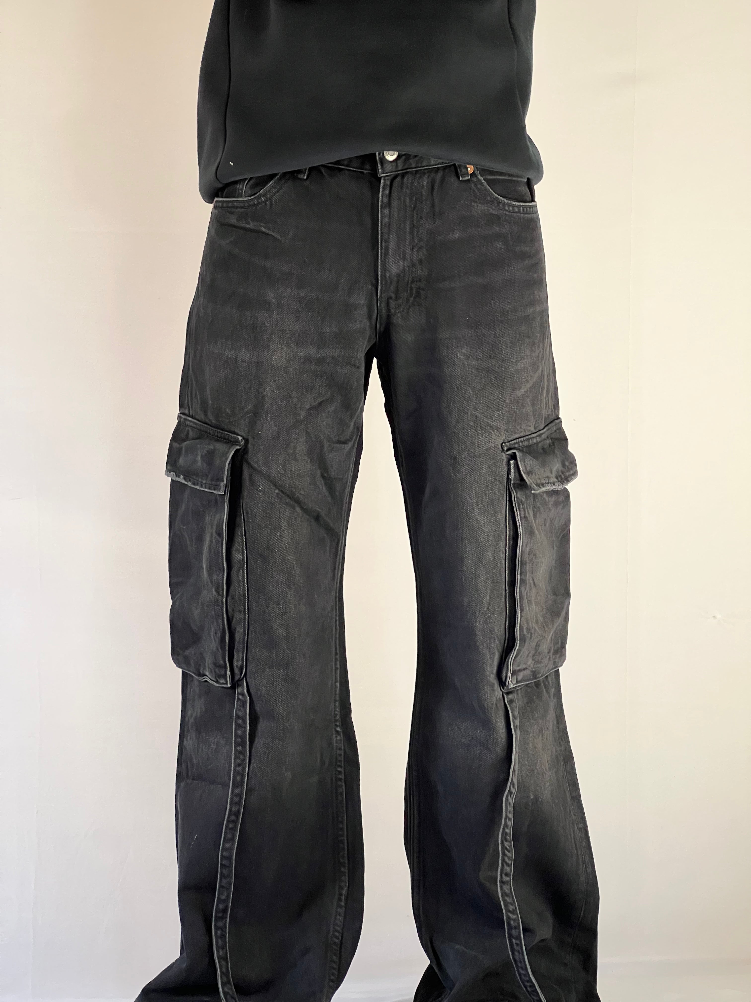 Shadow Black Cargo Wide leg Jeans