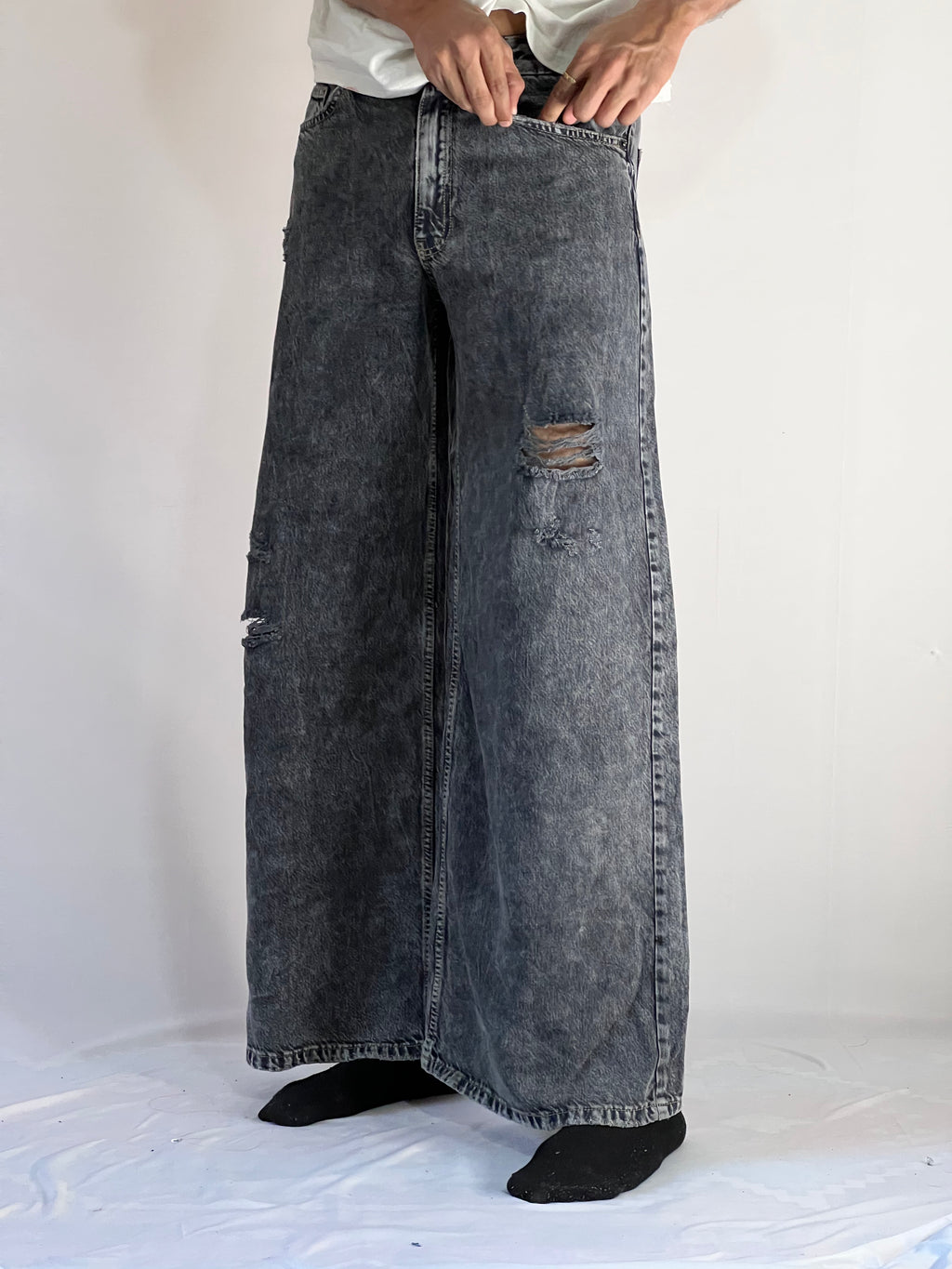 Vintage Acid Wash Wide Jeans