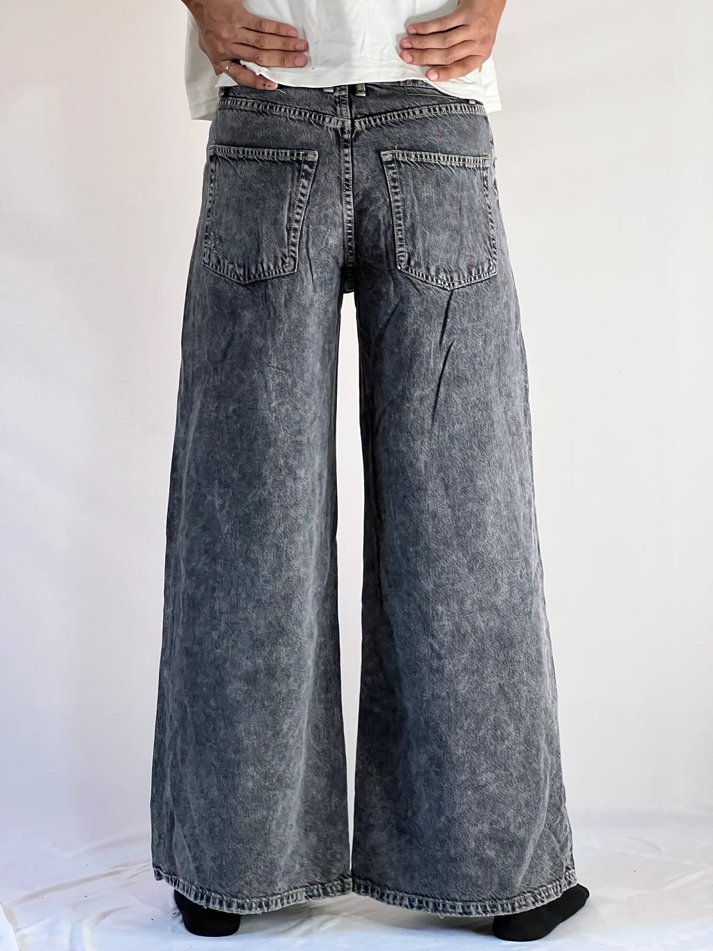 Vintage Acid Wash Wide Jeans